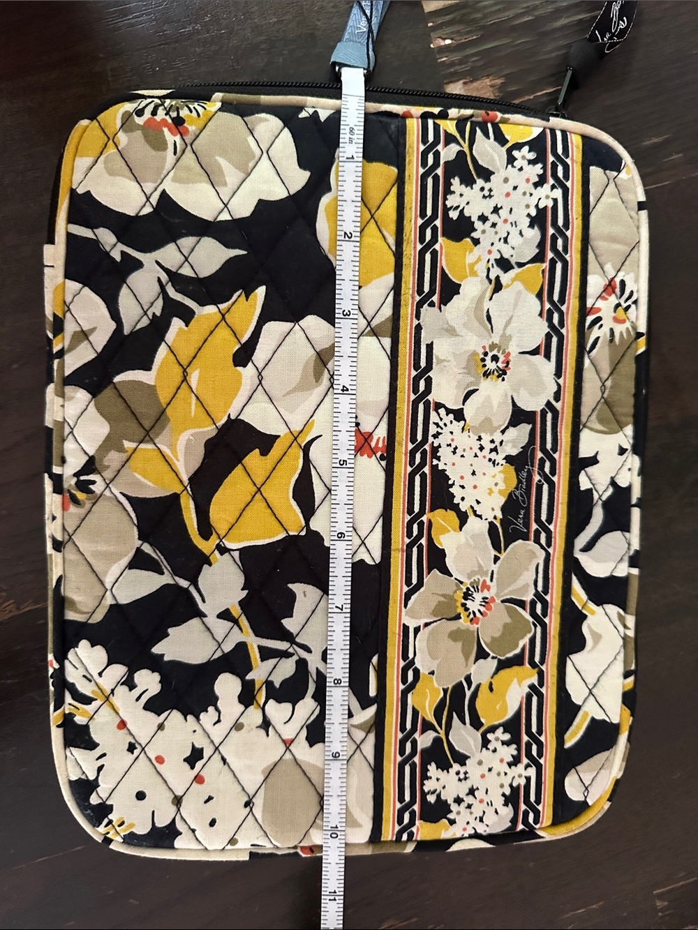 Vera Bradley Dogwood Print Quilted  Tech Tablet sleeve cover